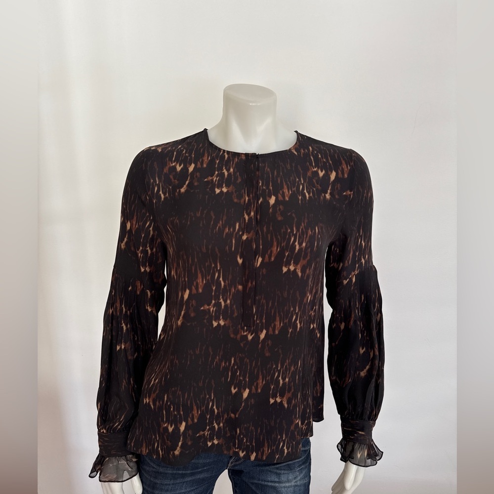 KOBI HALPERIN - The Leoni Leopard Print 100% SILK Blouse. Medium P2P 21" - Picture 3 of 9